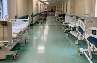 Choosing the Right Hospital Beds